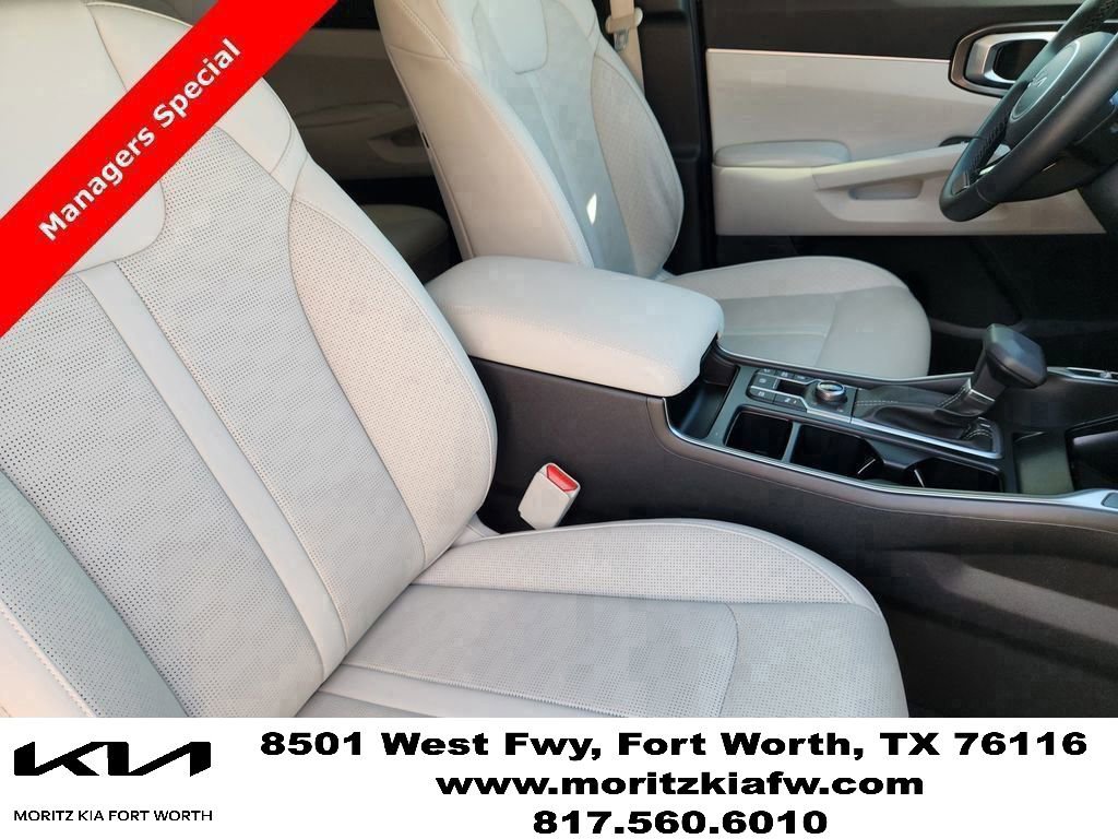 New 2025 Kia Sorento S AWD/4WD image 10