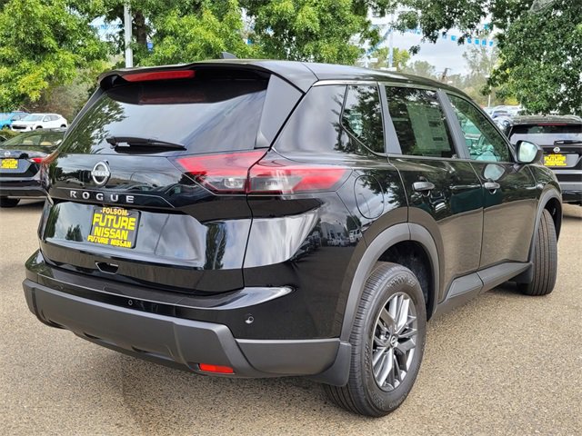 New 2026 Nissan Rogue S image 4