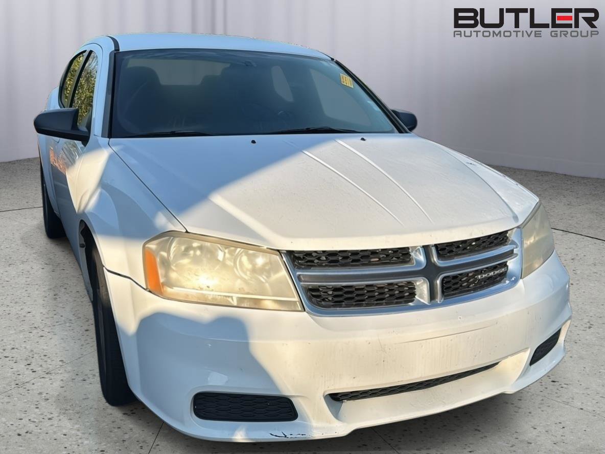 Used 2012 Dodge Avenger SE image 4