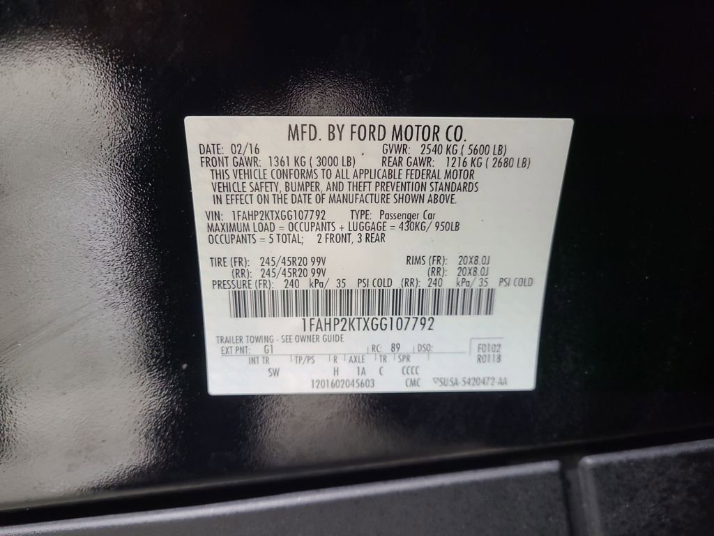 Used 2016 Ford Taurus SHO w/ Equipment Group 401A image 44