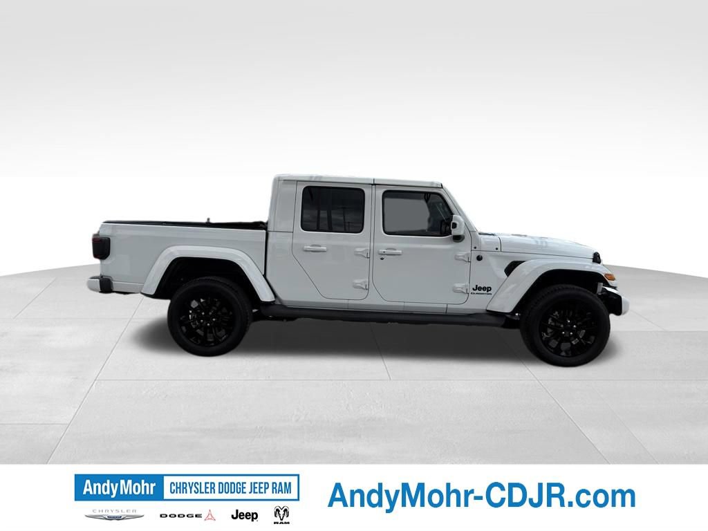 Used 2021 Jeep Gladiator Overland AWD/4WD image 8