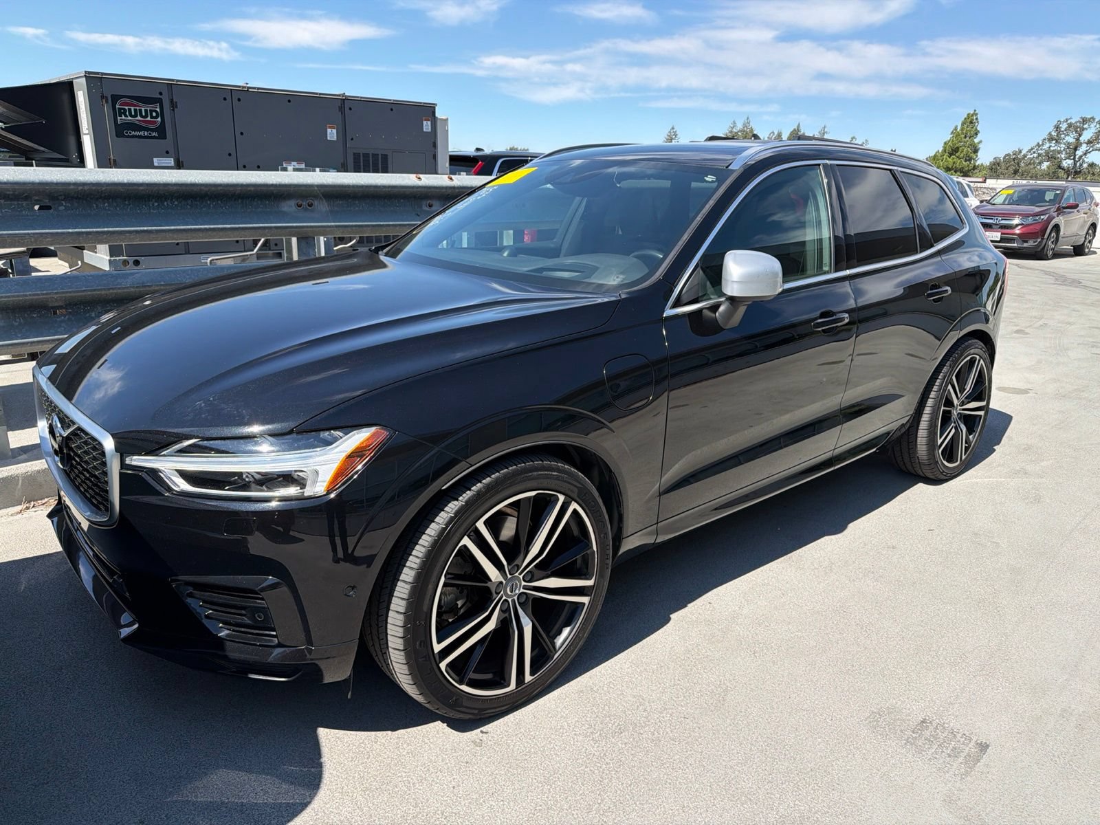Used 2019 Volvo XC60 T8 R-Design w/ Advanced Package AWD/4WD video 1
