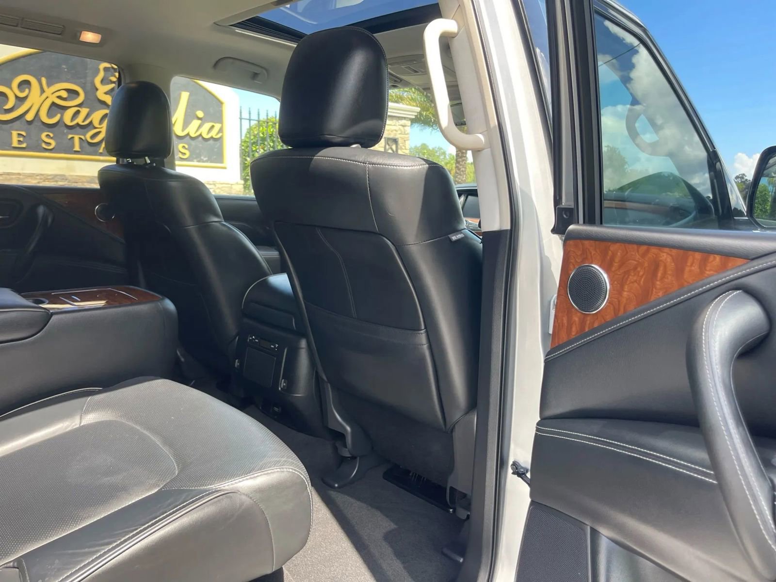 Used 2019 INFINITI QX80 Luxe image 13