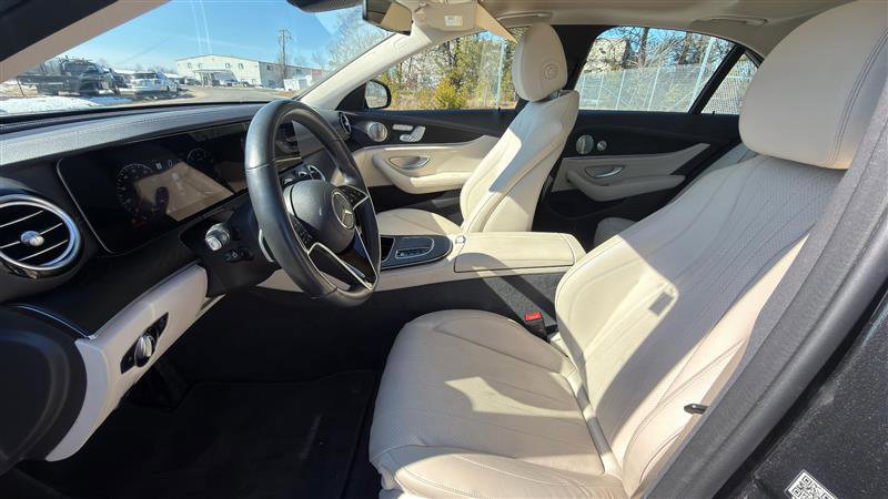 Used 2022 Mercedes-Benz E 350 4MATIC Sedan w/ Driver Assistance Package image 16
