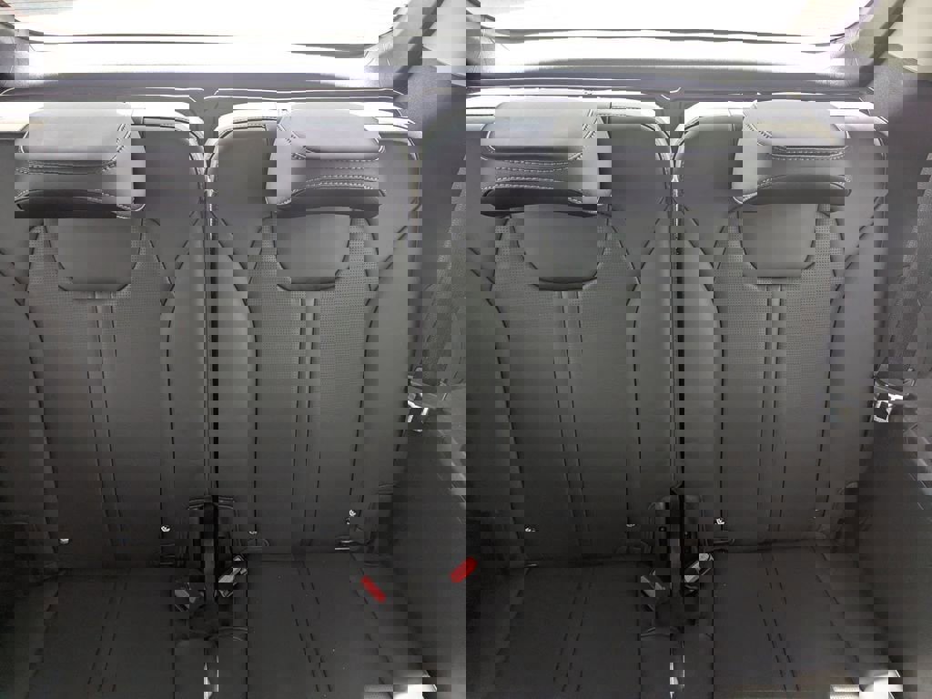 Used 2025 Kia Sorento S w/ Panoramic Sunroof Package image 13