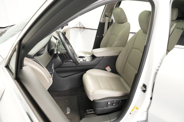Used 2023 Cadillac XT4 Premium Luxury AWD/4WD image 20