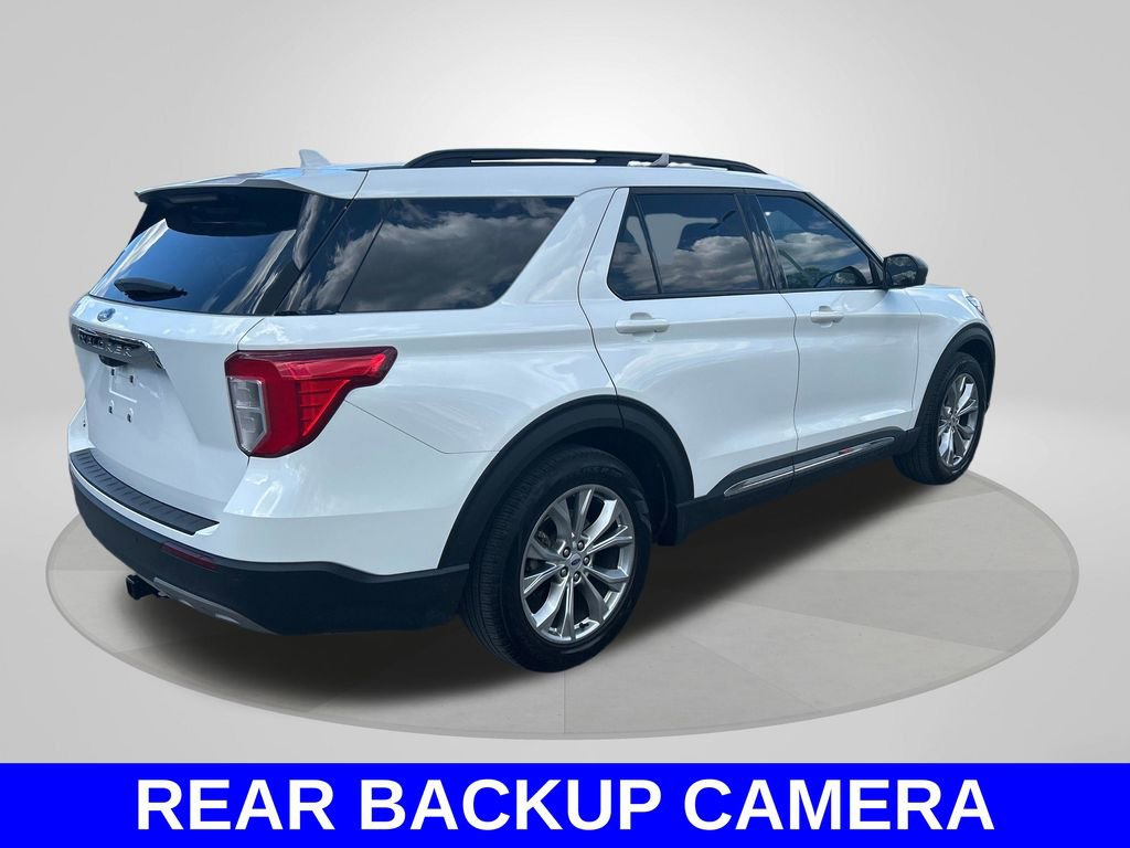 Used 2023 Ford Explorer XLT w/ Equipment Group 202A RWD image 5