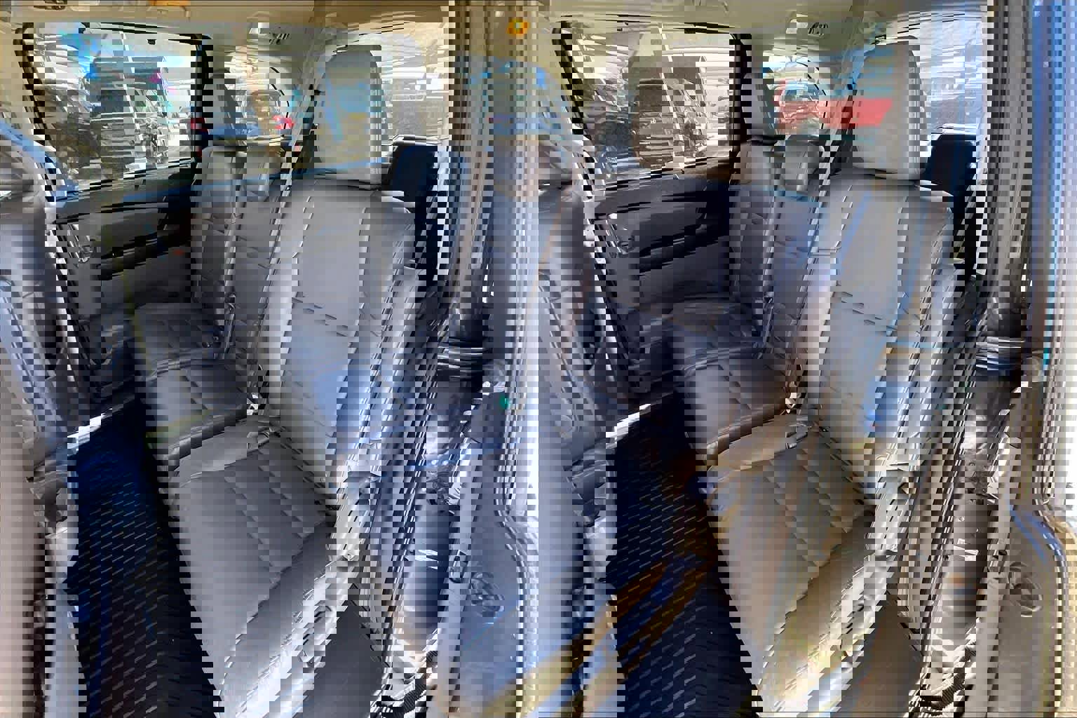 Used 2014 Honda Odyssey Touring Elite image 21