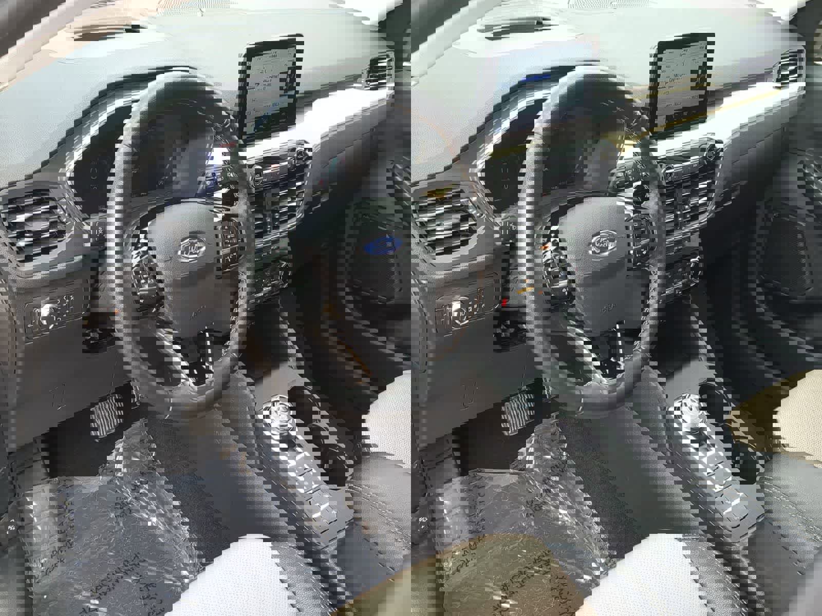 Used 2022 Ford Escape Titanium w/ Titanium Elite Package image 10