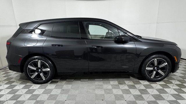 New 2026 BMW iX xDrive45 image 8