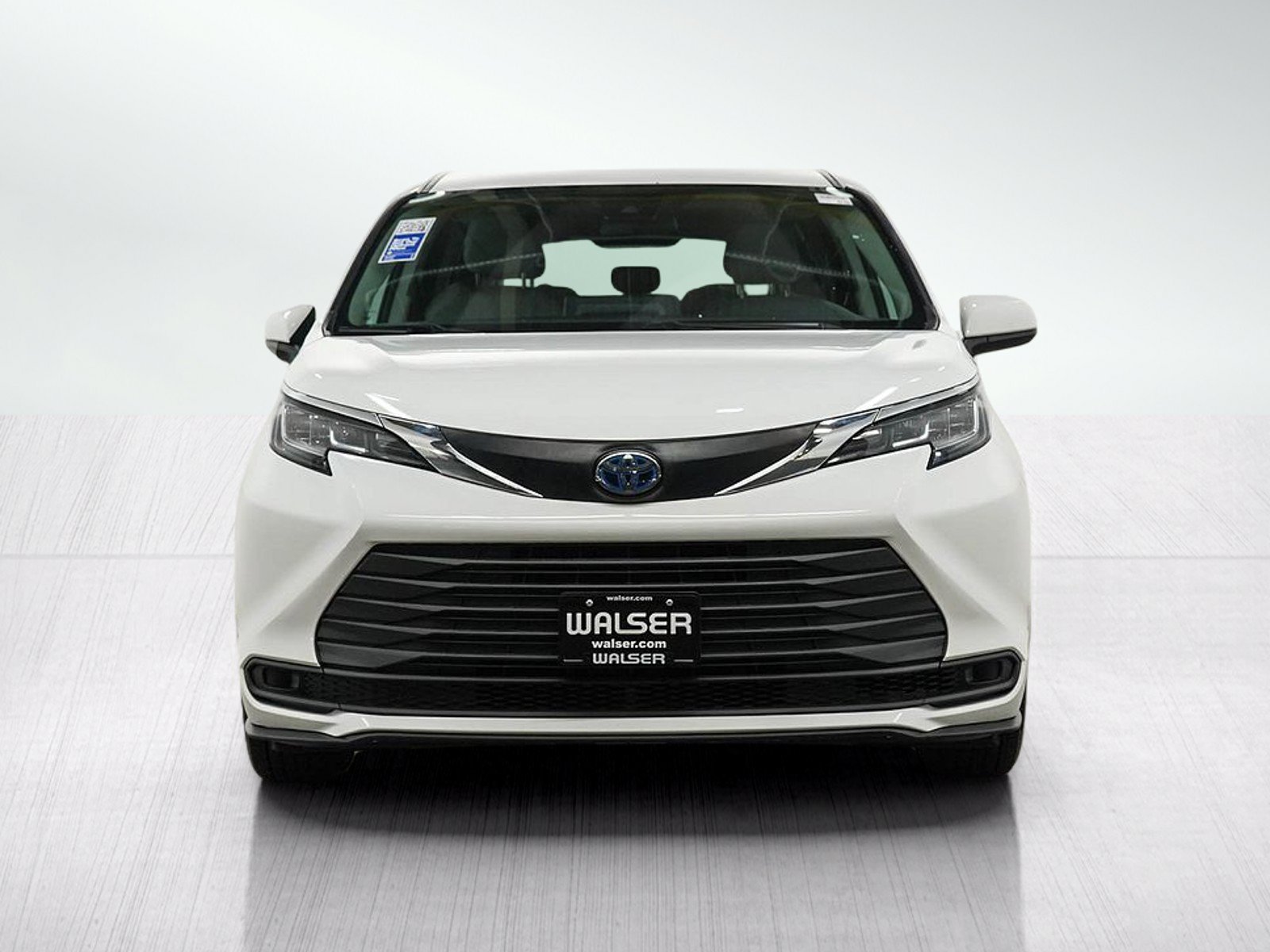 Used 2021 Toyota Sienna LE AWD/4WD image 8