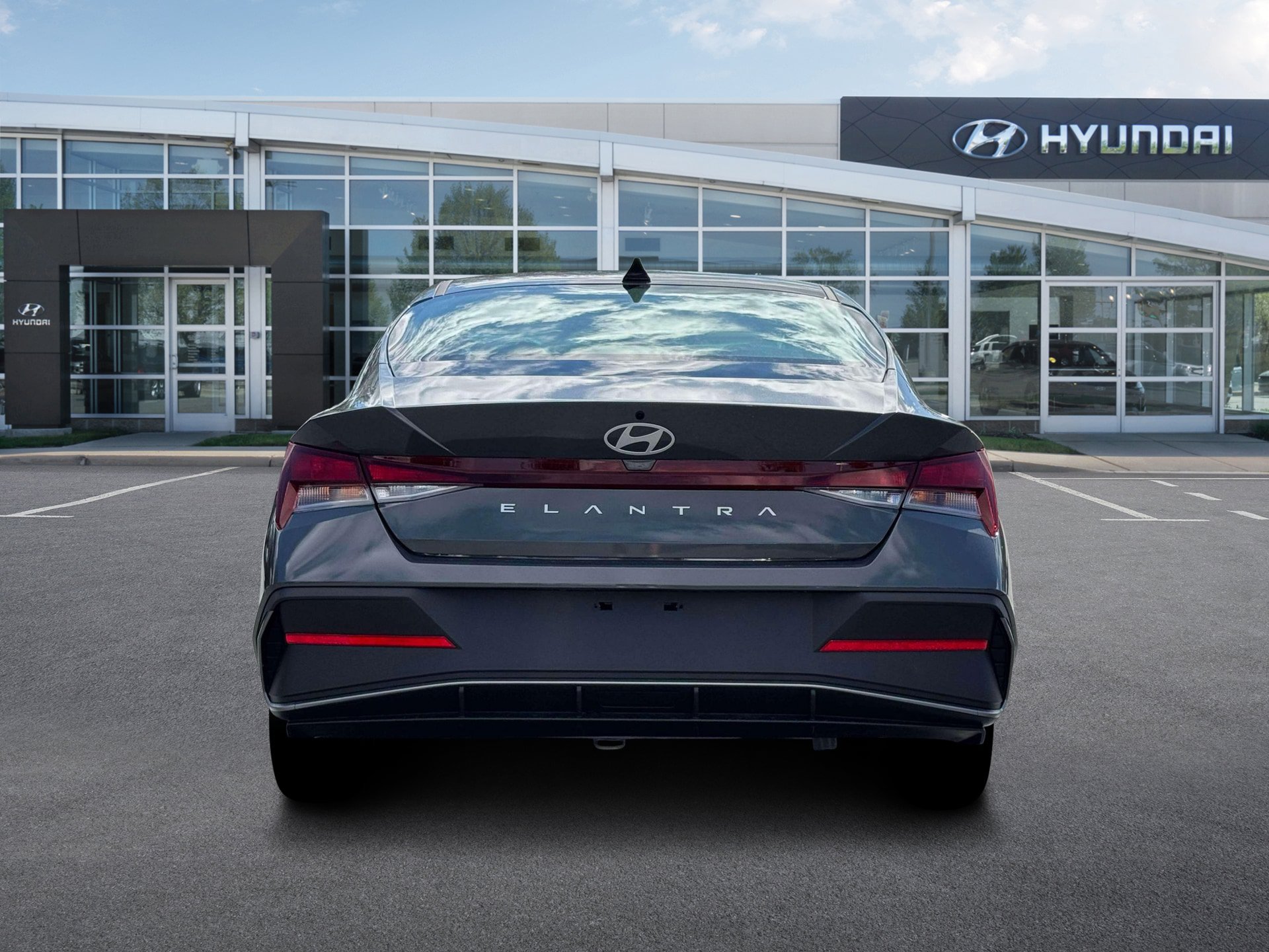New 2026 Hyundai Elantra SE FWD image 6