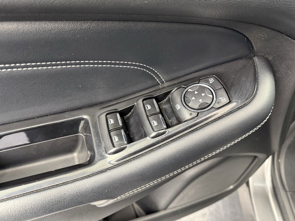 Used 2017 Ford Edge Titanium w/ Equipment Group 301A image 23