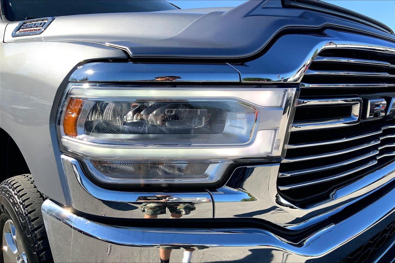 Used 2024 RAM 2500 Laramie w/ Towing Technology Group AWD/4WD image 26