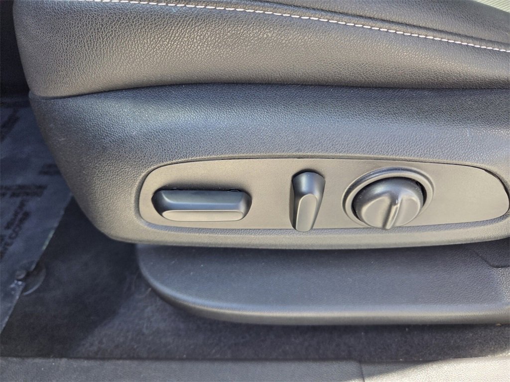 Used 2023 Chevrolet Blazer LT w/ LPO, Cargo Package image 6