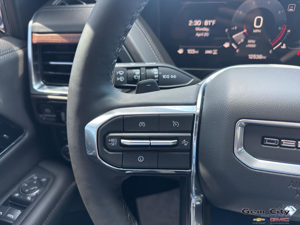 Used 2025 GMC Yukon XL Denali w/ Sun & Power Step Package AWD/4WD image 33