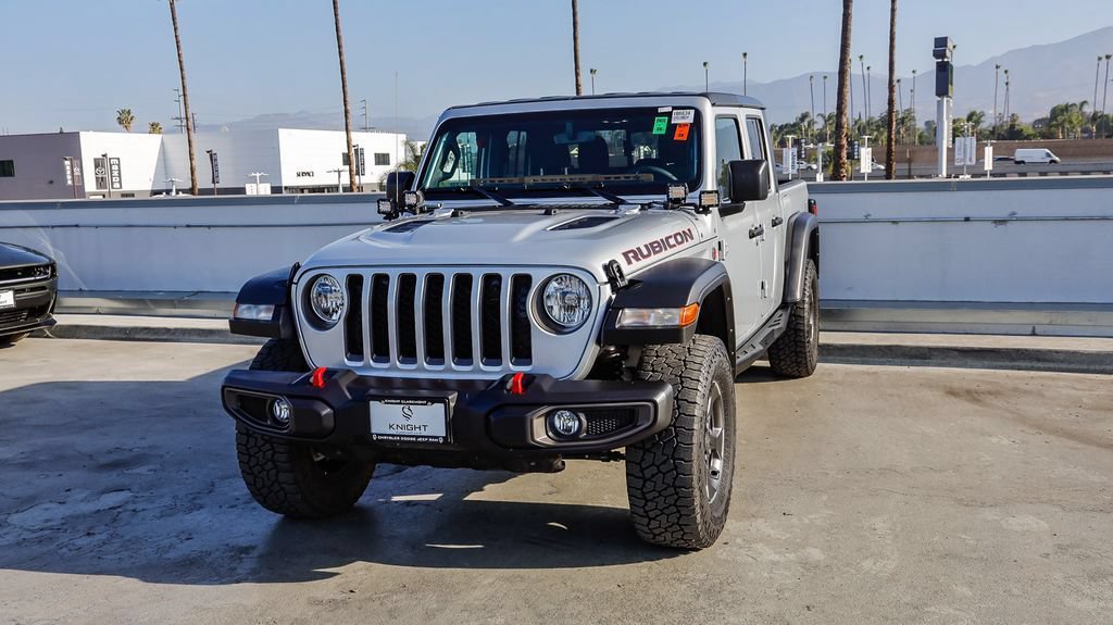Used 2023 Jeep Gladiator Rubicon w/ Trailer Tow Package AWD/4WD image 4