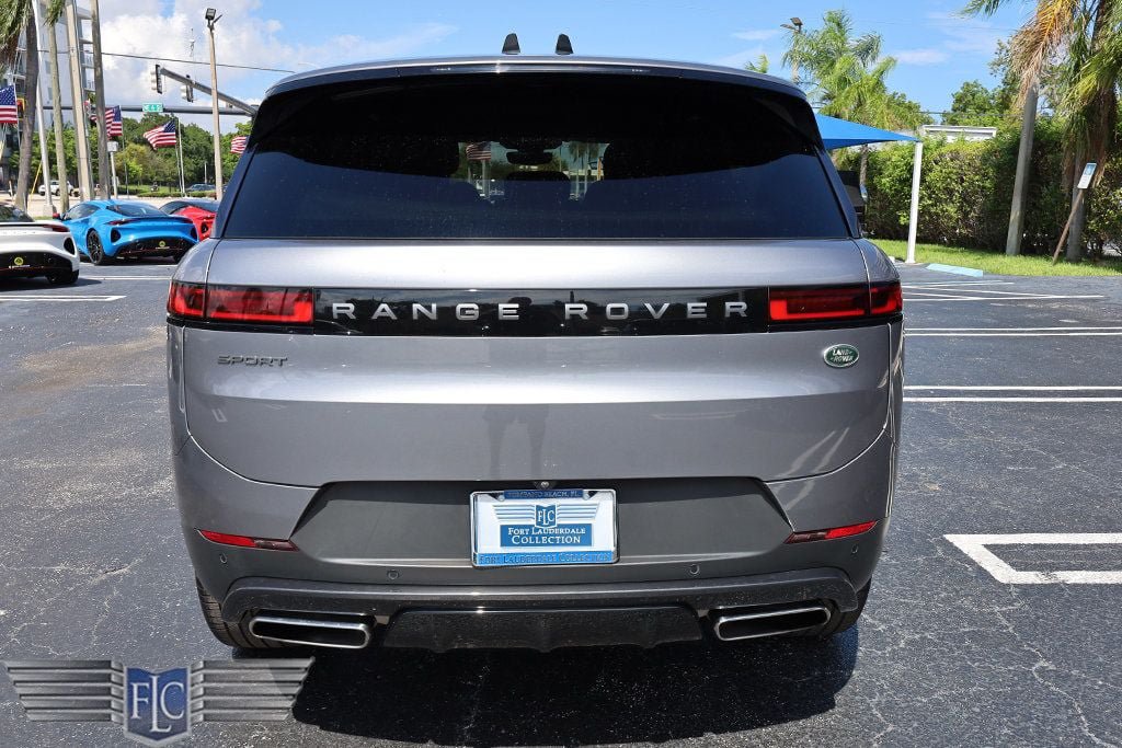 Used 2023 Land Rover Range Rover Sport SE AWD/4WD image 9