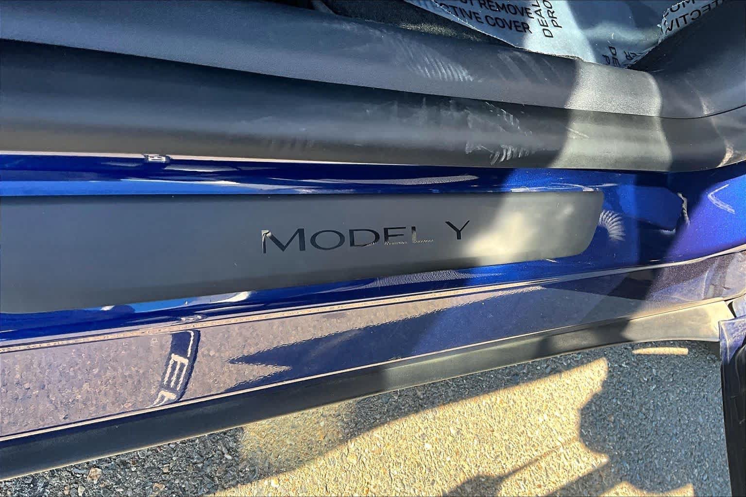 Used 2020 Tesla Model Y Long Range AWD/4WD image 30