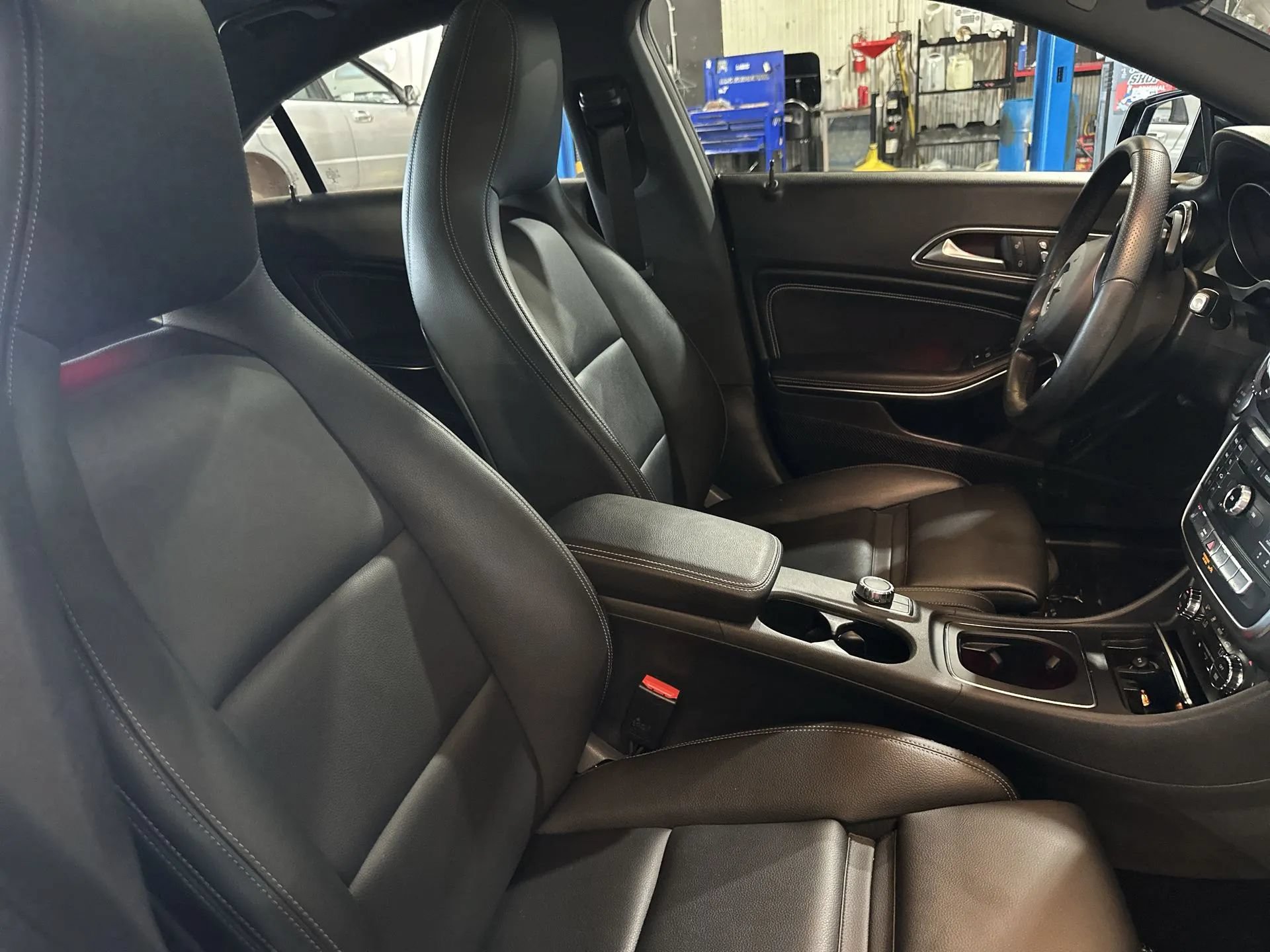 Used 2019 Mercedes-Benz CLA 250 4MATIC image 29