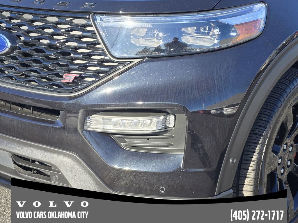 Used 2020 Ford Explorer ST w/ ST Street Pack image 8