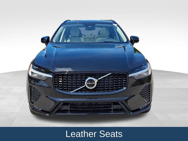 Used 2024 Volvo XC60 B5 Ultimate w/ Protection Package Premier AWD/4WD image 3
