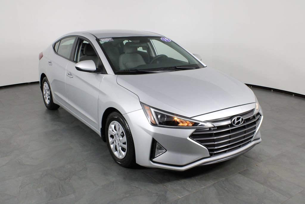 Used 2019 Hyundai Elantra SE image 4