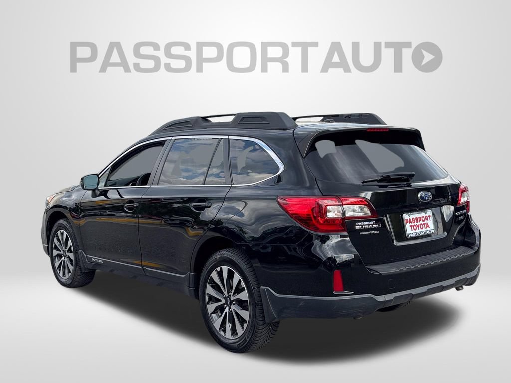 Used 2015 Subaru Outback 3.6R Limited AWD/4WD image 4