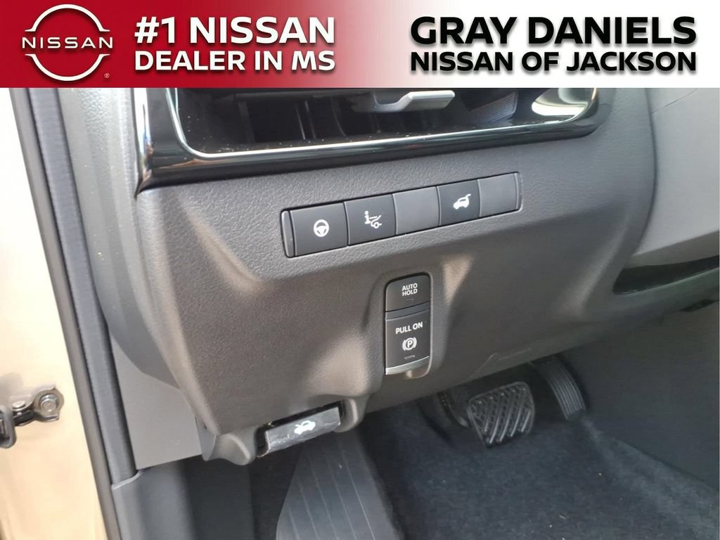 New 2026 Nissan Murano Platinum w/ Cargo Package AWD/4WD image 13