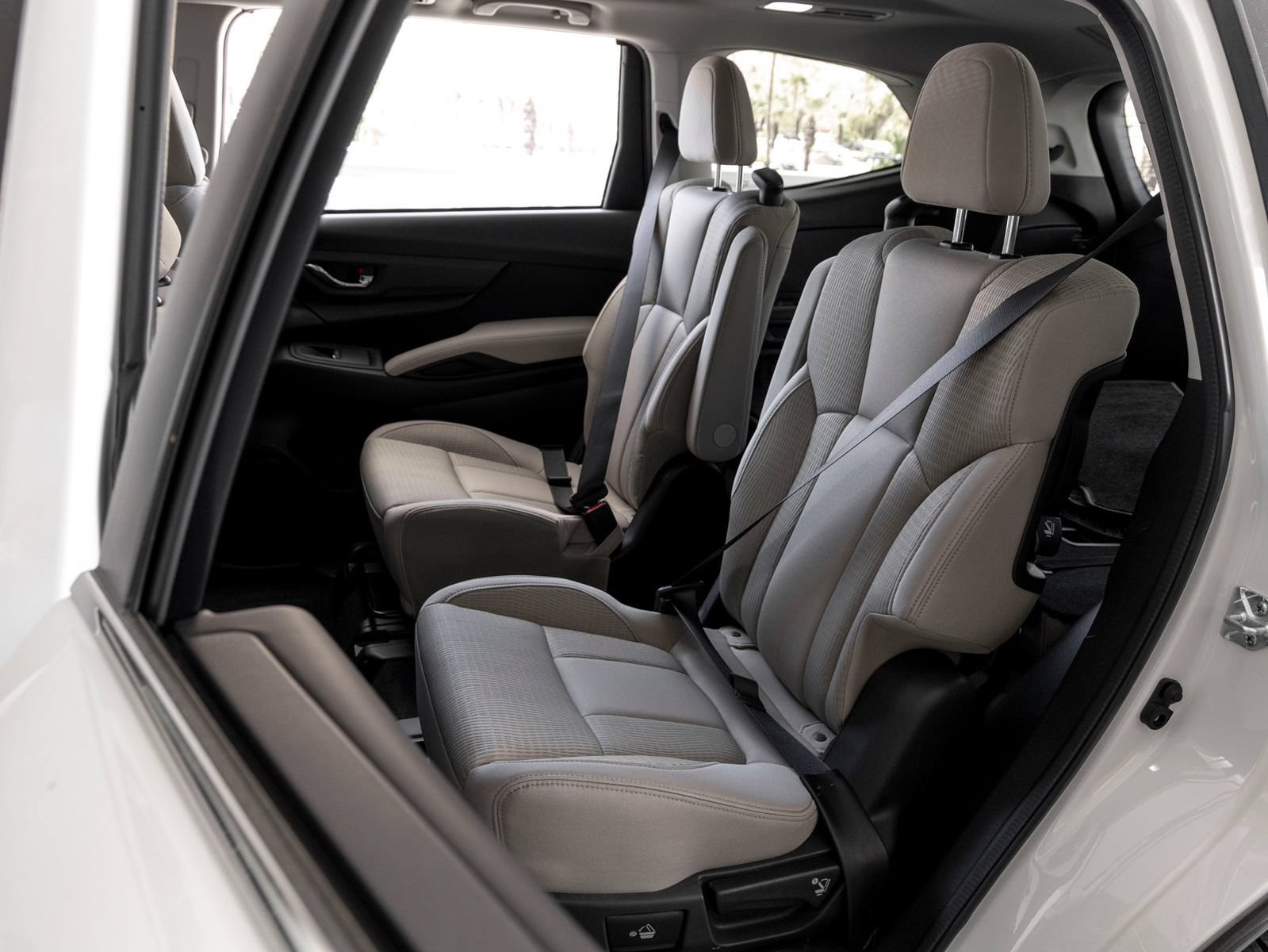 Used 2023 Subaru Ascent Premium w/ Convenience Package AWD/4WD image 19