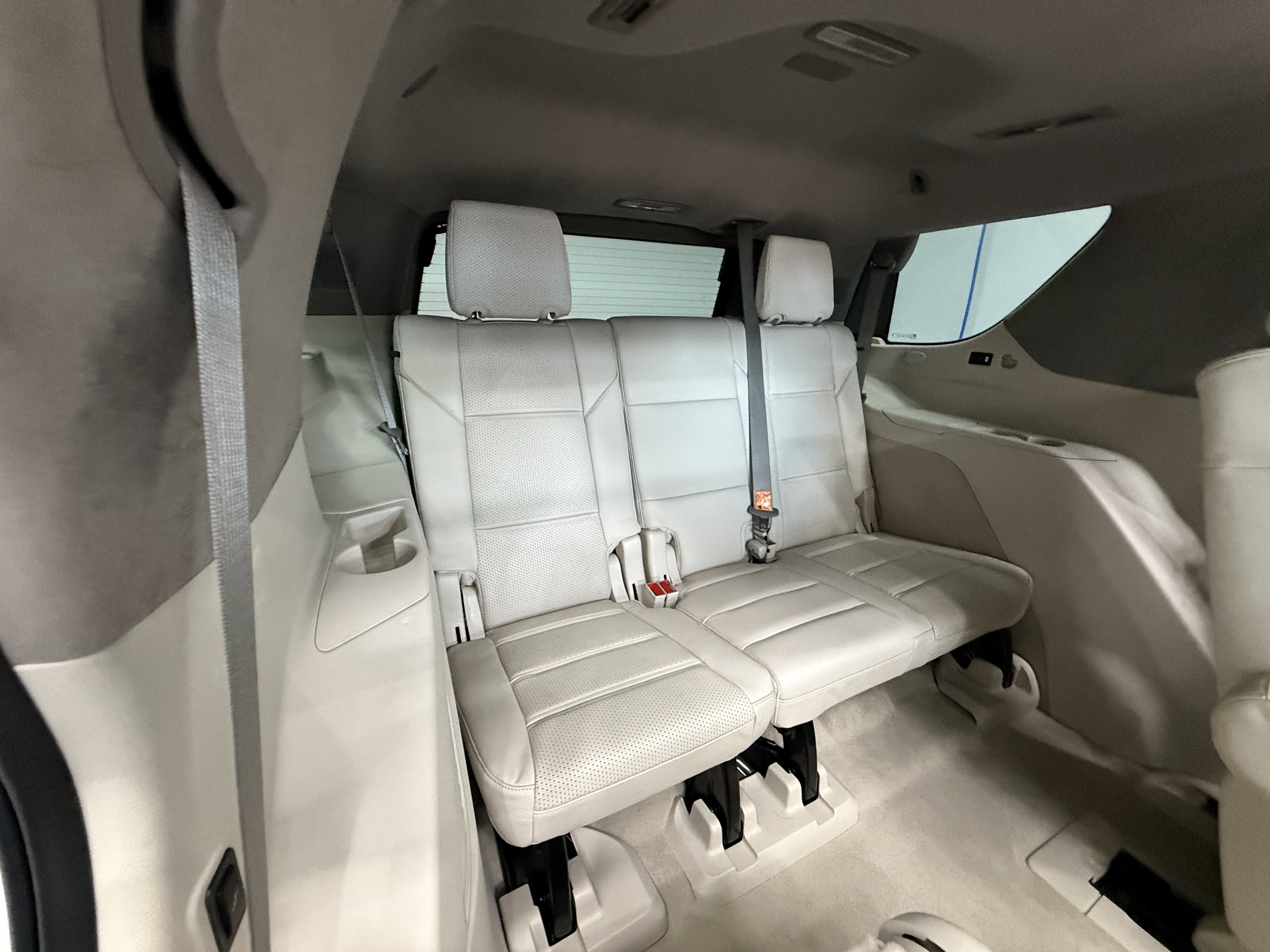 Used 2023 Cadillac Escalade Premium Luxury Platinum AWD/4WD image 29