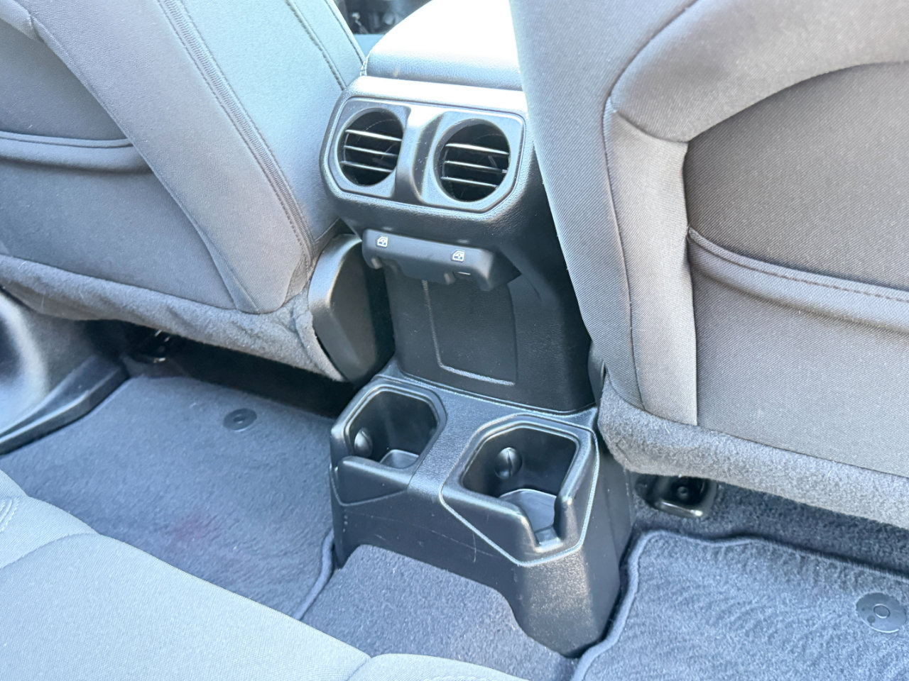 Used 2019 Jeep Wrangler Unlimited Sport S image 41