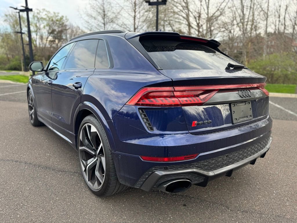 Used 2021 Audi RS Q8 w/ Carbon Optic Package image 4