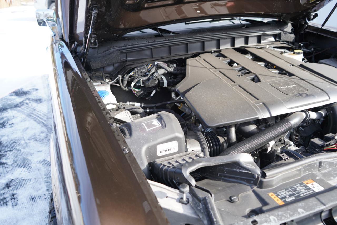 Used 2025 Ford Bronco Badlands image 96