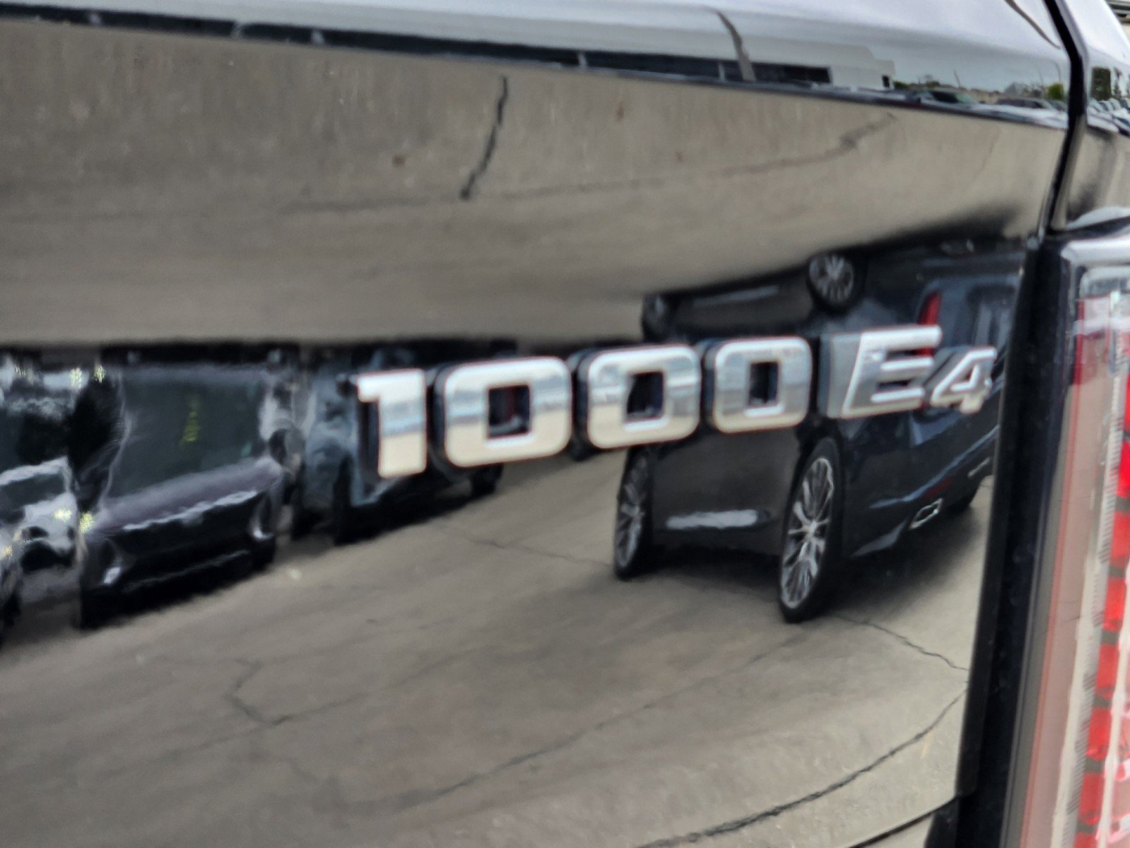 New 2025 Cadillac Escalade IQ Sport 2 AWD/4WD image 11