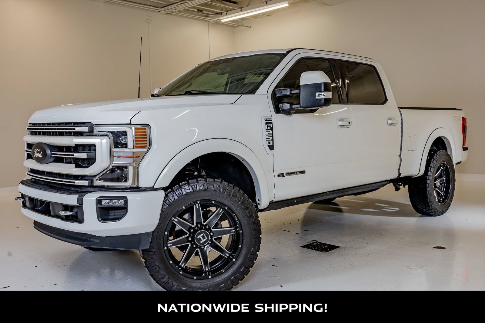 Used 2022 Ford F250 Platinum w/ FX4 Off-Road Package AWD/4WD image 4