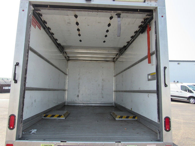 Used 2019 Ford Transit 350 156 DRW RWD image 18