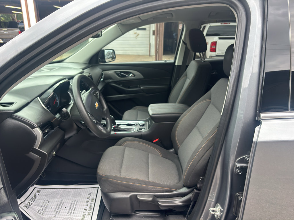 Used 2020 Chevrolet Traverse LS FWD image 12