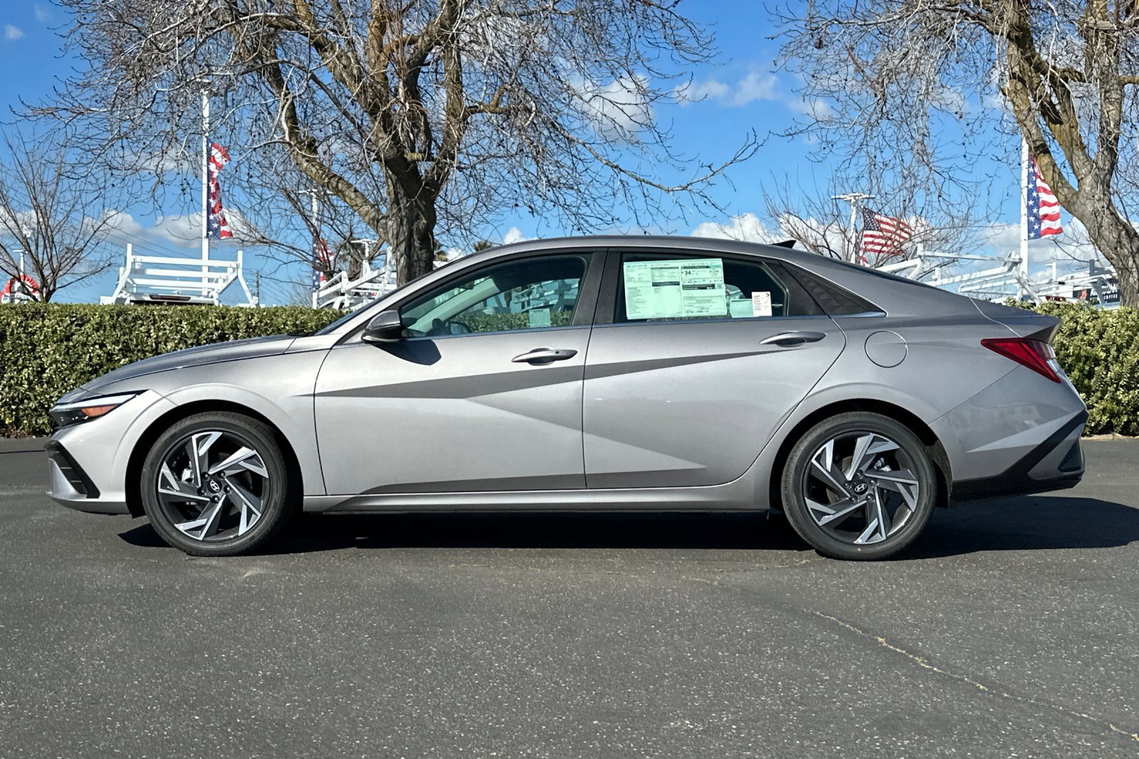 New 2026 Hyundai Elantra Limited w/ Cargo Package FWD image 7
