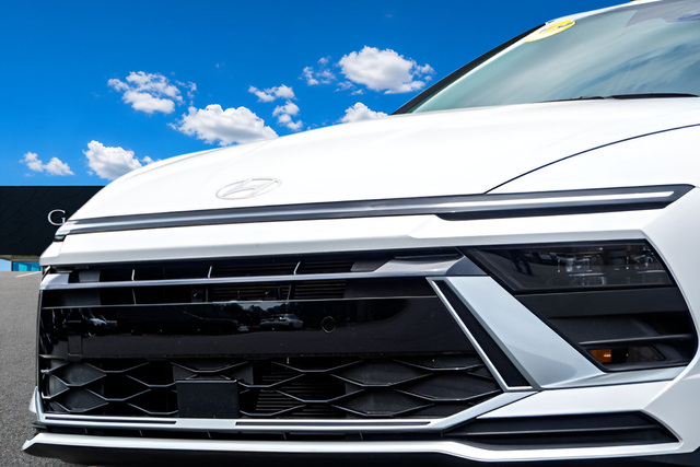 Certified 2025 Hyundai Sonata SE FWD image 37