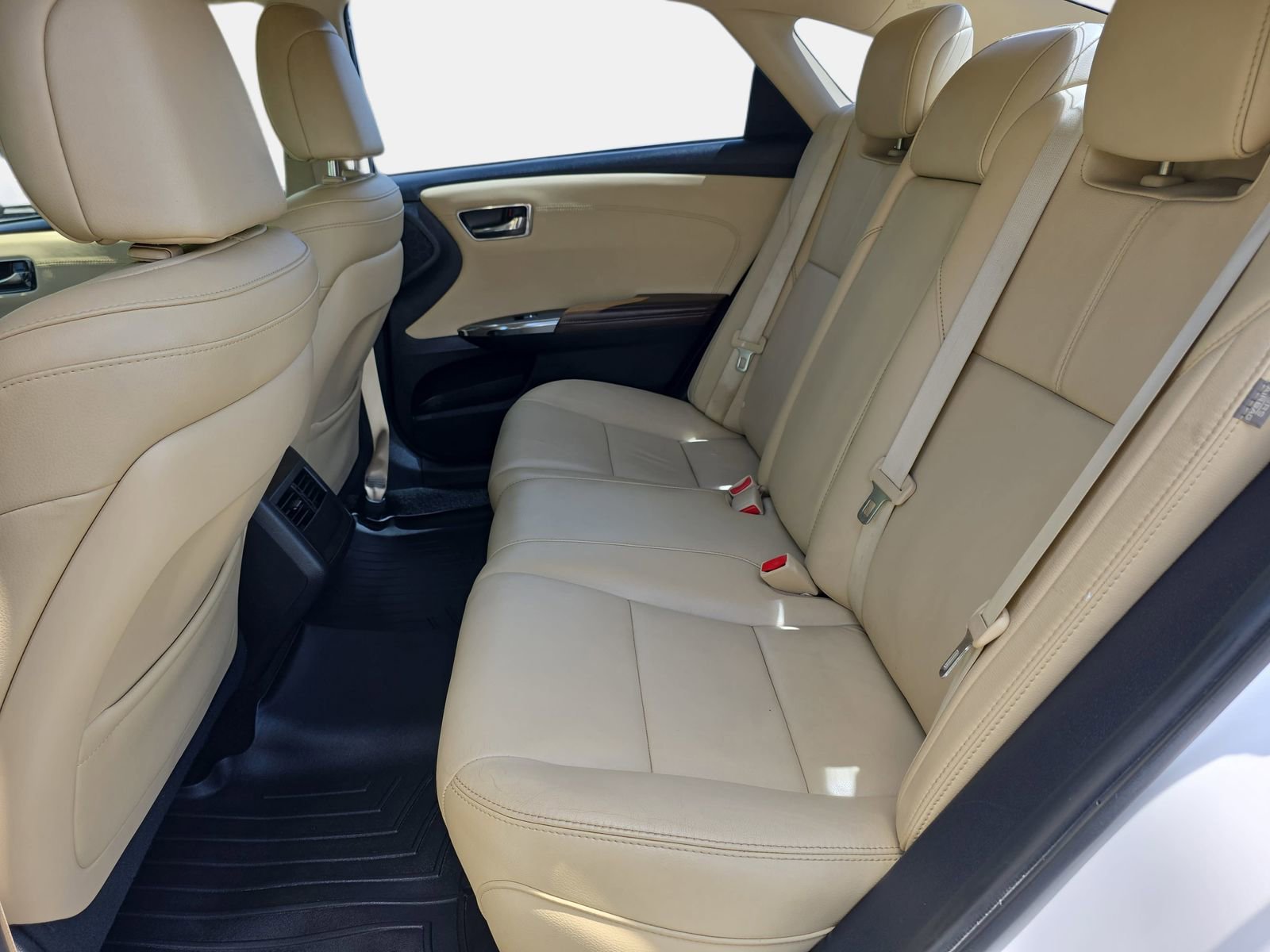 Used 2016 Toyota Avalon XLE FWD image 13