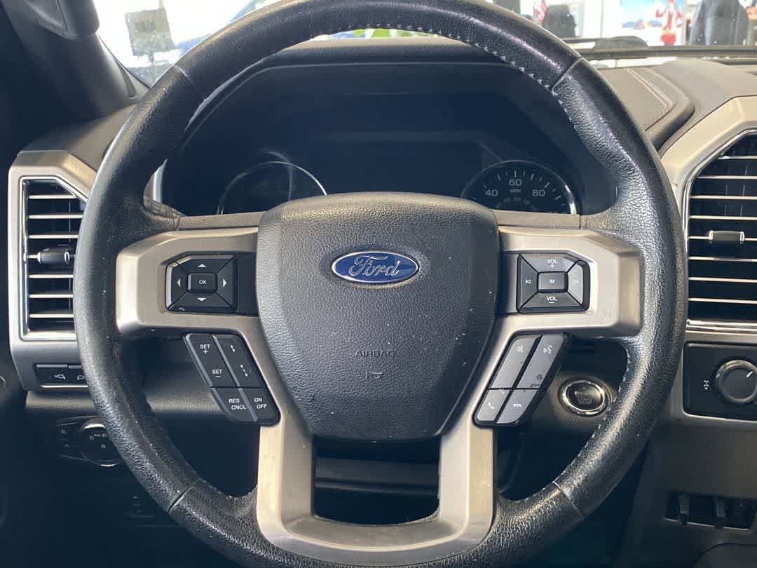 Used 2015 Ford F150 Platinum w/ Equipment Group 701A Luxury AWD/4WD image 17