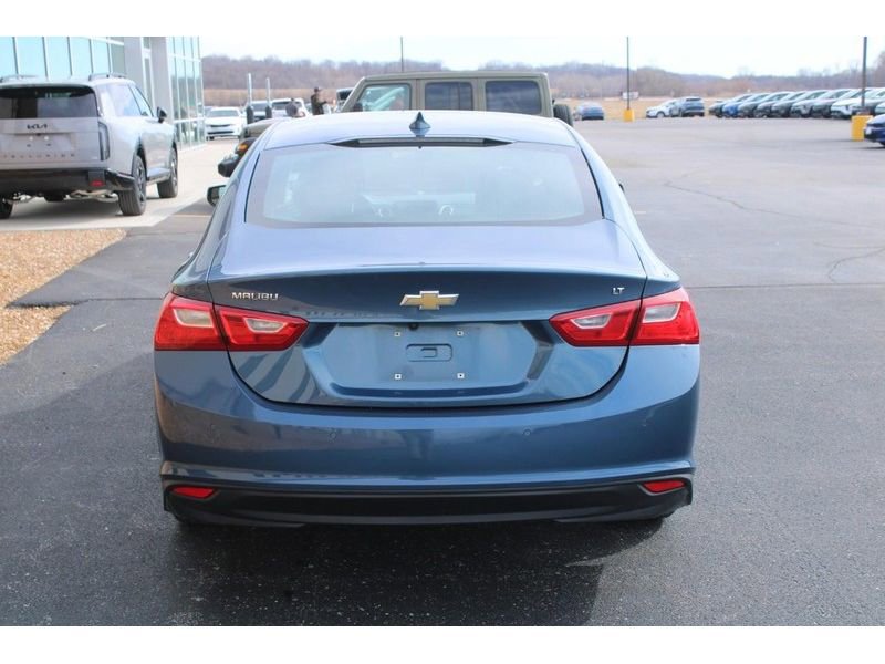 Used 2025 Chevrolet Malibu LT FWD image 4