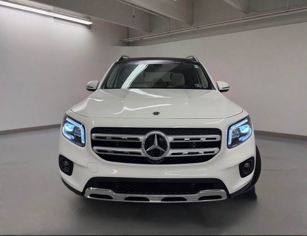 Certified 2022 Mercedes-Benz GLB 250 4MATIC image 3