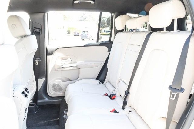 New 2025 Mercedes-Benz GLB 250 4MATIC image 20