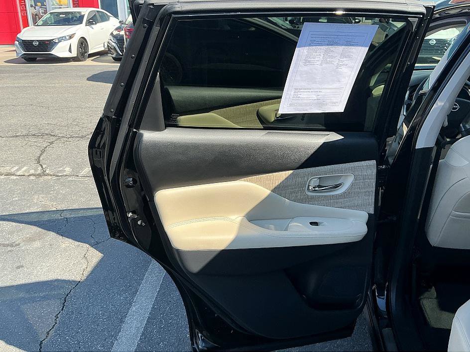 Certified 2024 Nissan Murano SL image 23