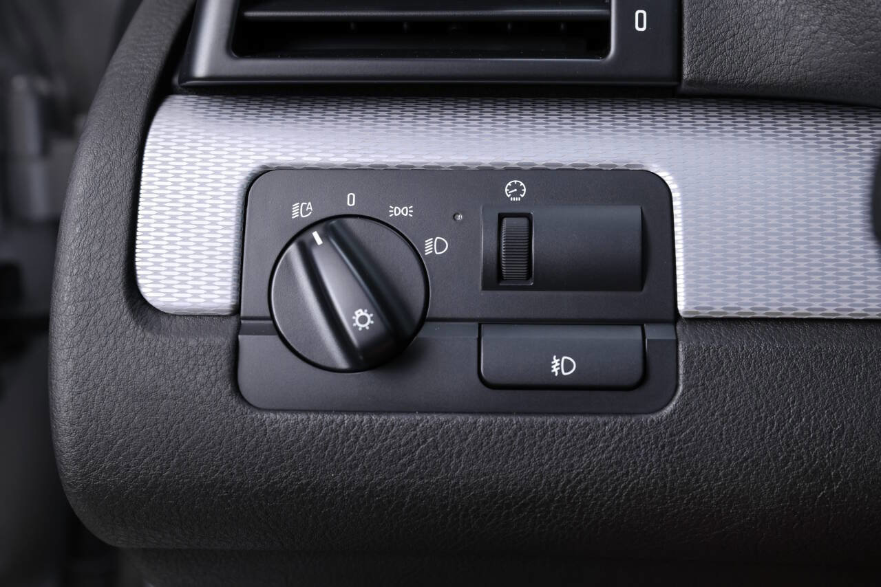 Used 2005 BMW M3 Coupe image 51