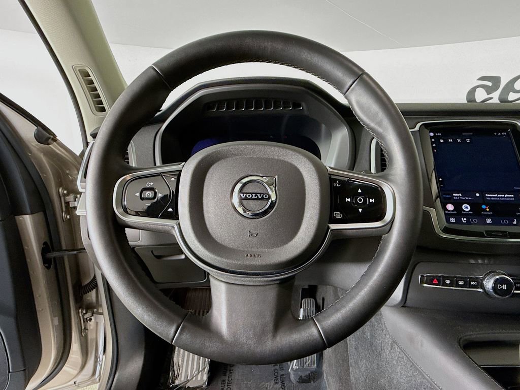 Certified 2025 Volvo XC90 B5 Core w/ Protection Package Premier image 11