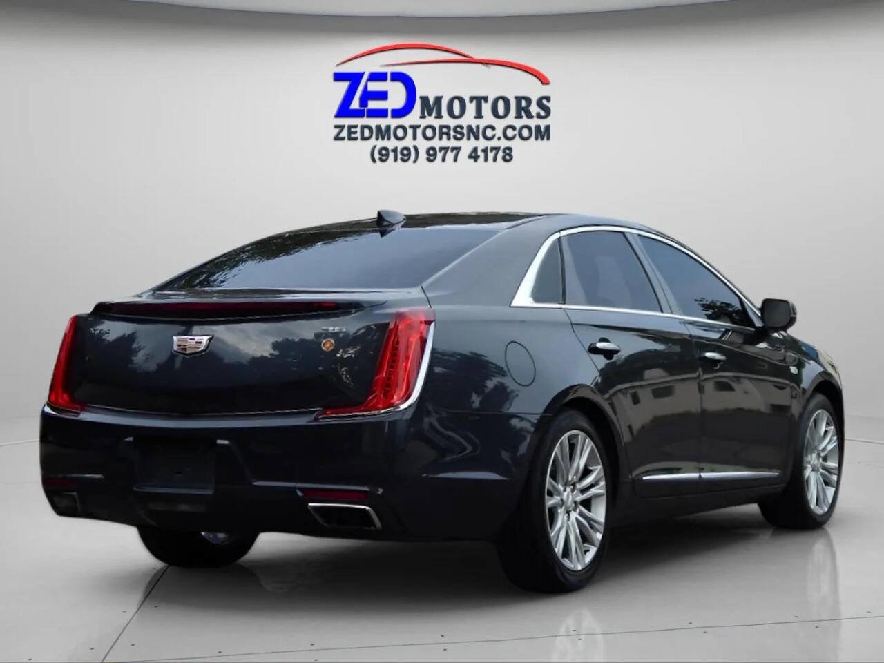 Used 2019 Cadillac XTS Luxury image 5