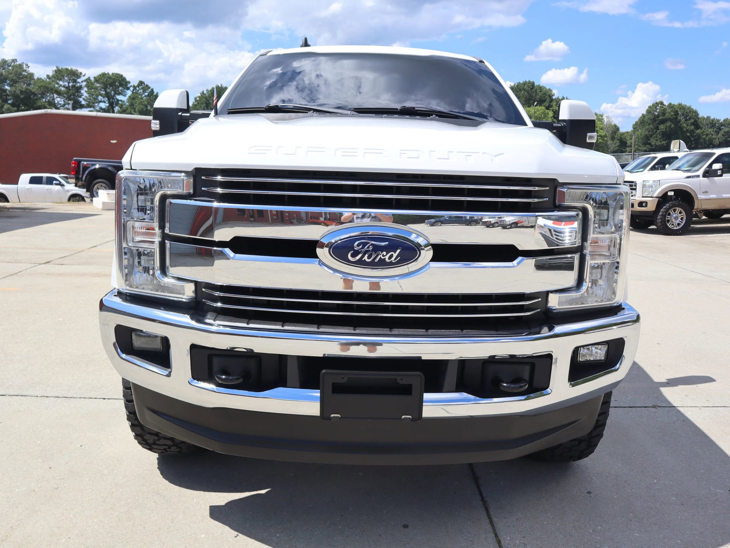 Used 2019 Ford F250 Lariat w/ Lariat Value Package image 9